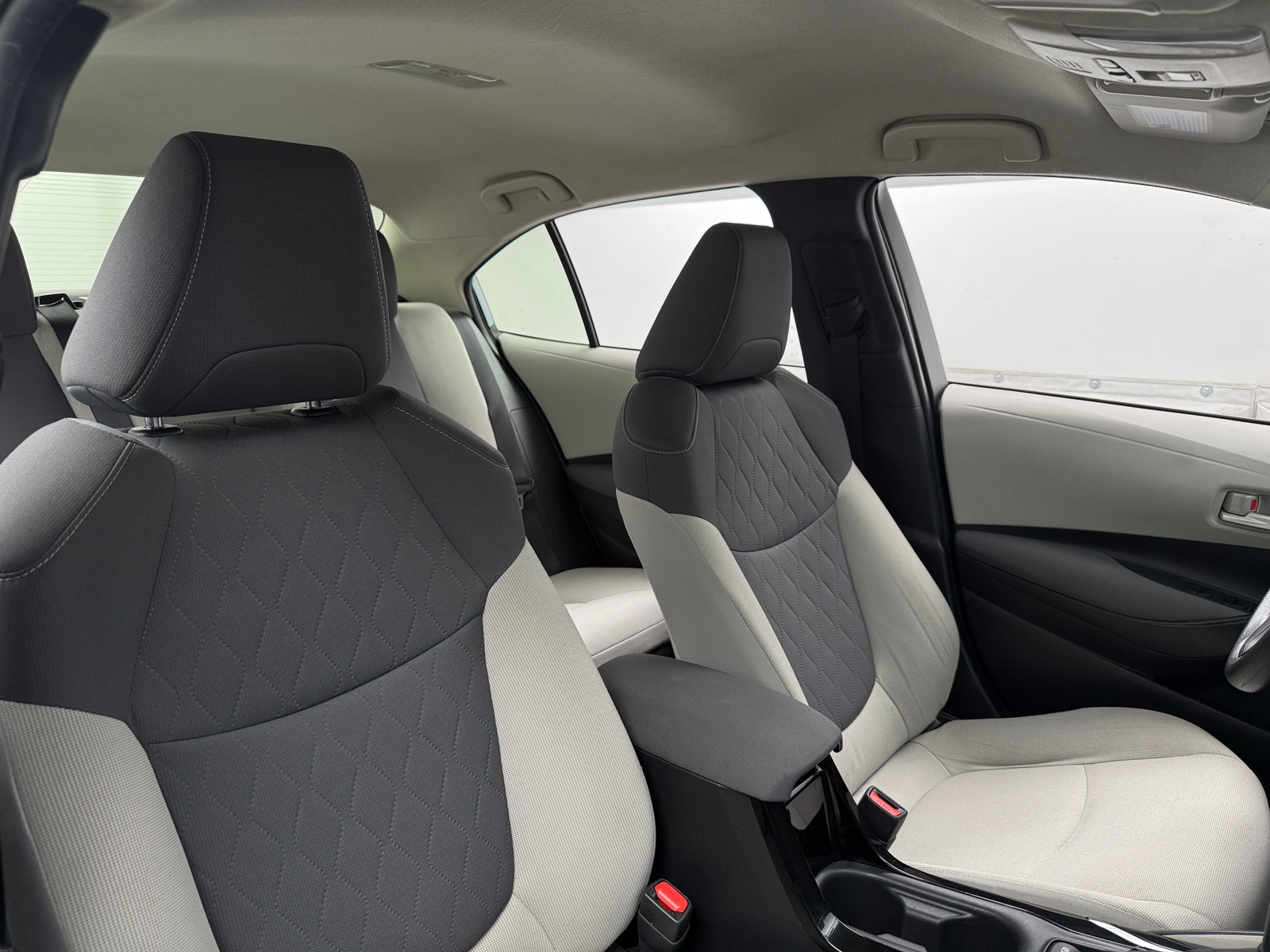 Thumbnail: 2021 Toyota Corolla - 2