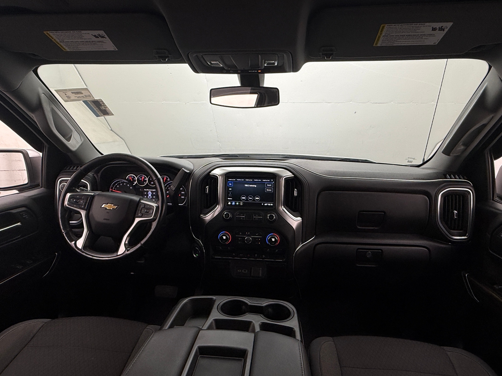 Thumbnail: 2019 Chevrolet Silverado 1500 - 3