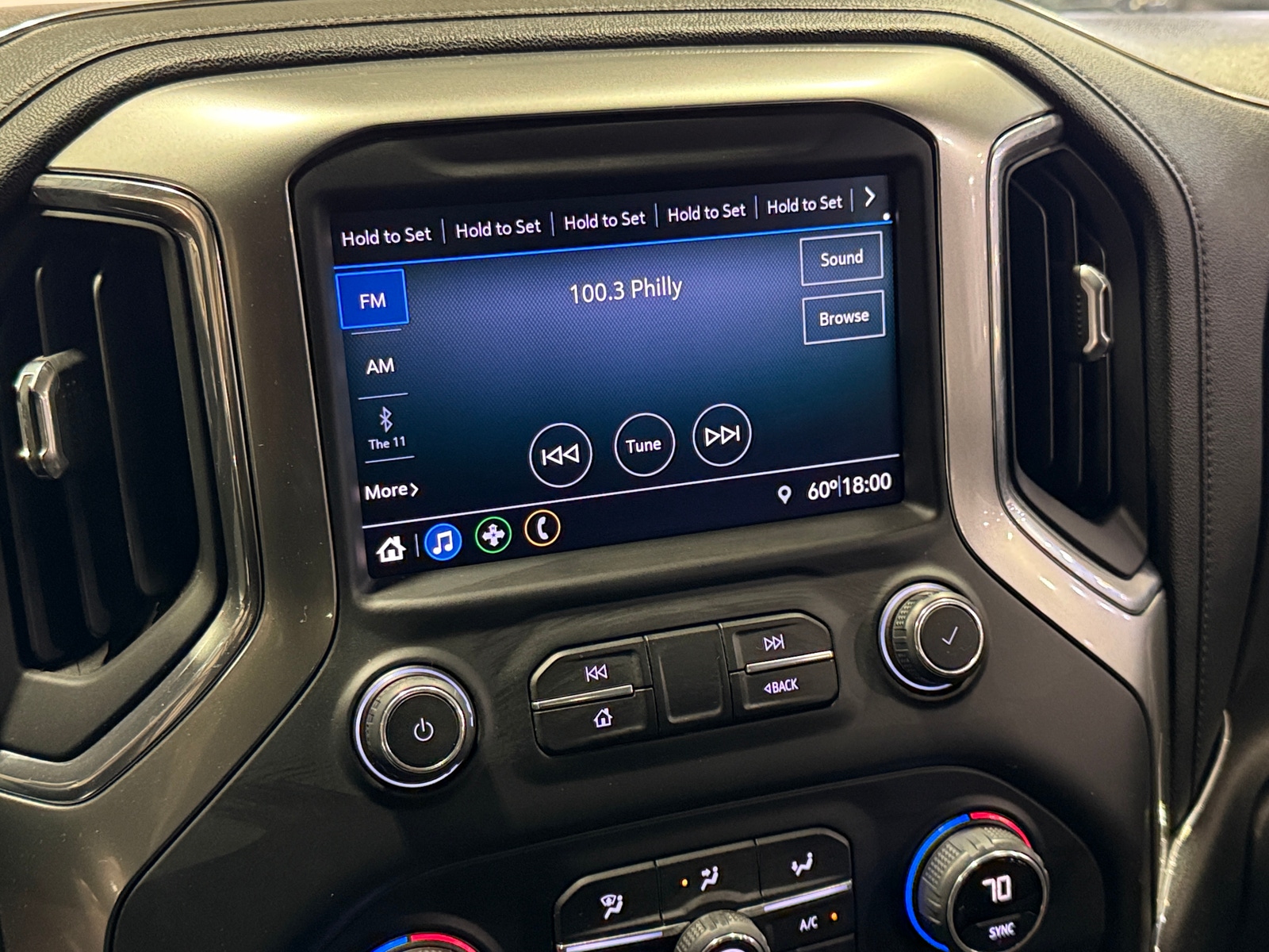 Thumbnail: 2019 Chevrolet Silverado 1500 - 4