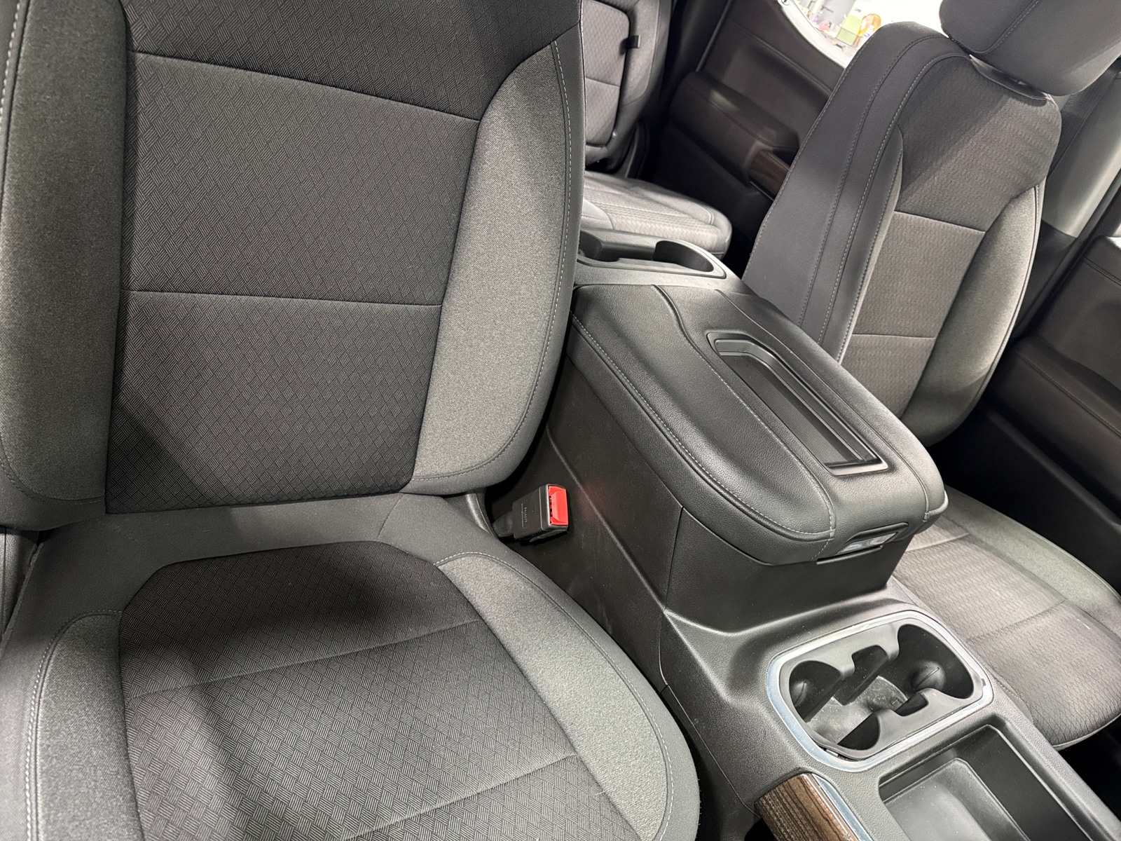 Thumbnail: 2022 Chevrolet Silverado 1500 - 2