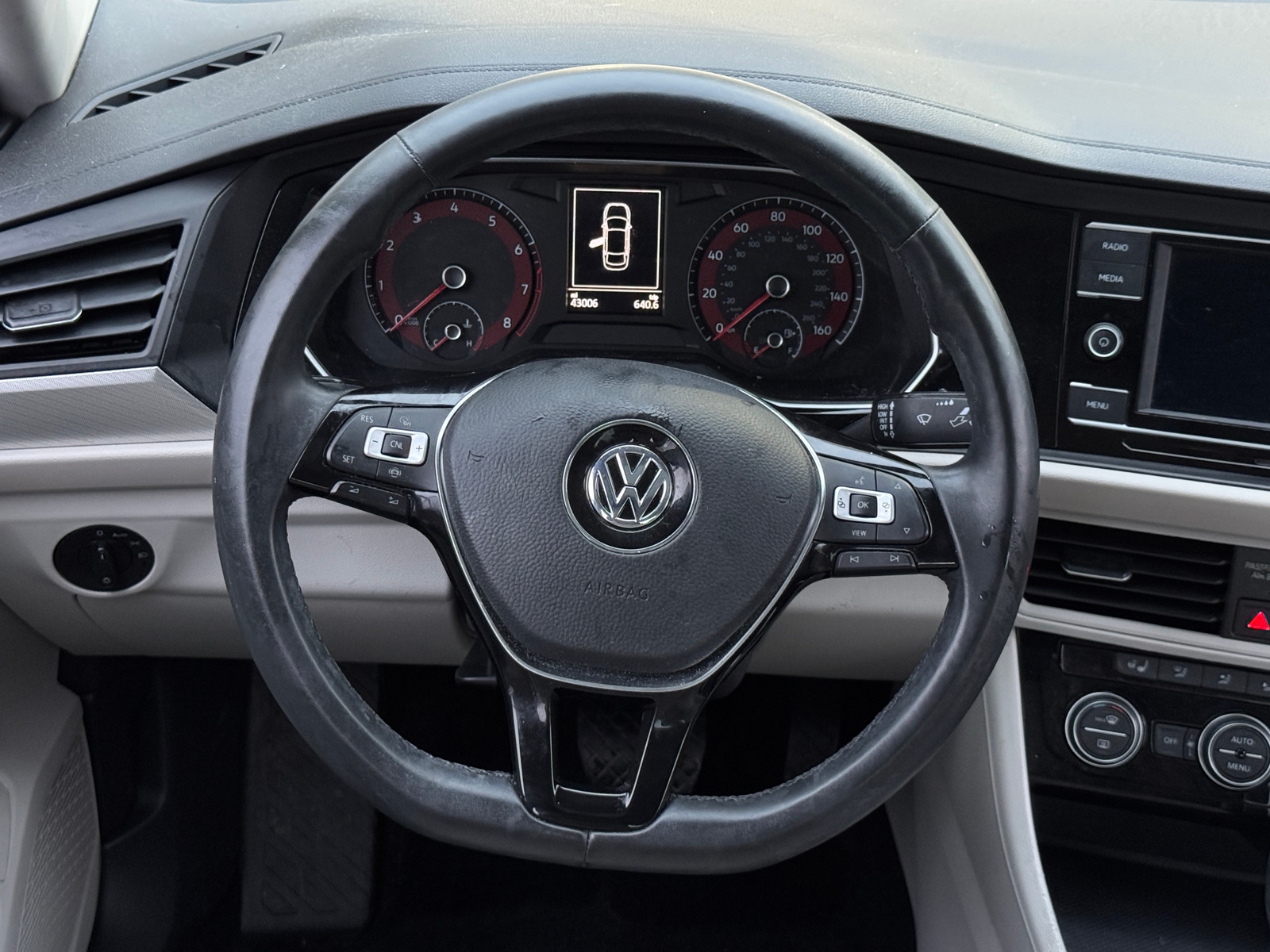 Thumbnail: 2020 Volkswagen Jetta - 5