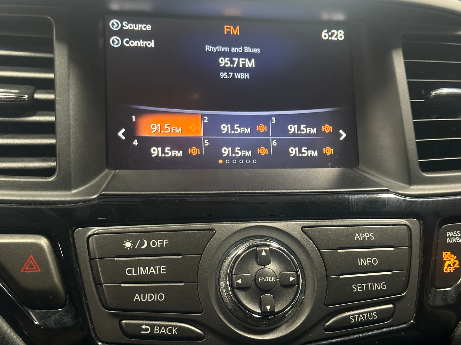 Thumbnail: 2020 Nissan Pathfinder - 4