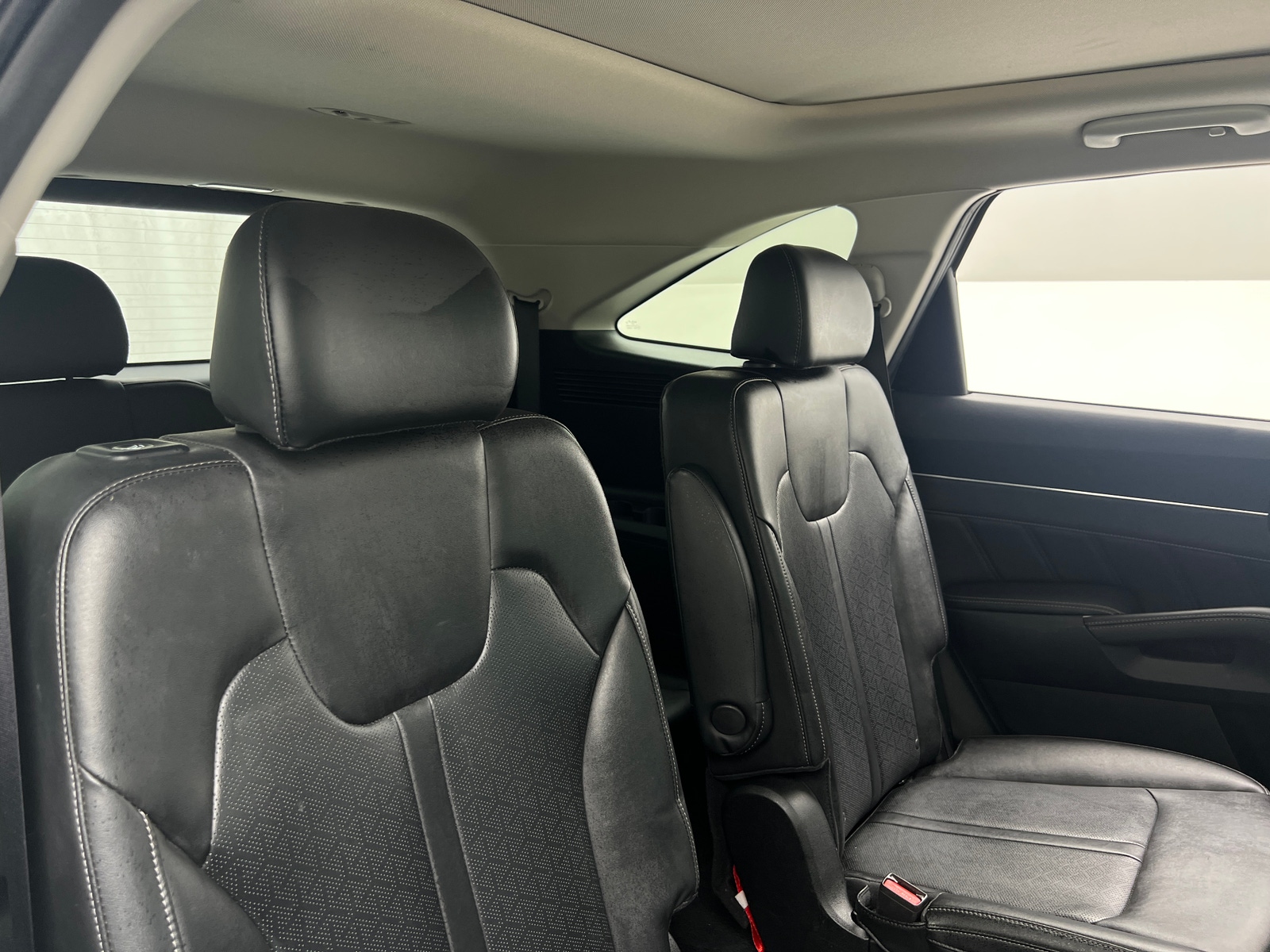 Thumbnail: 2022 Kia Sorento - 5