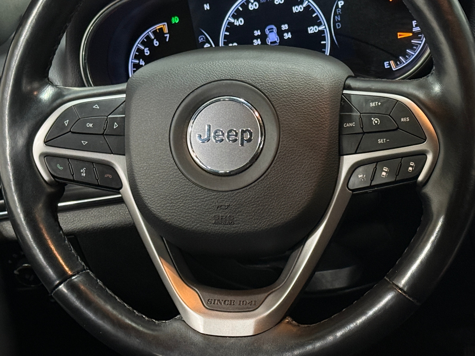 Thumbnail: 2021 Jeep Grand Cherokee - 4