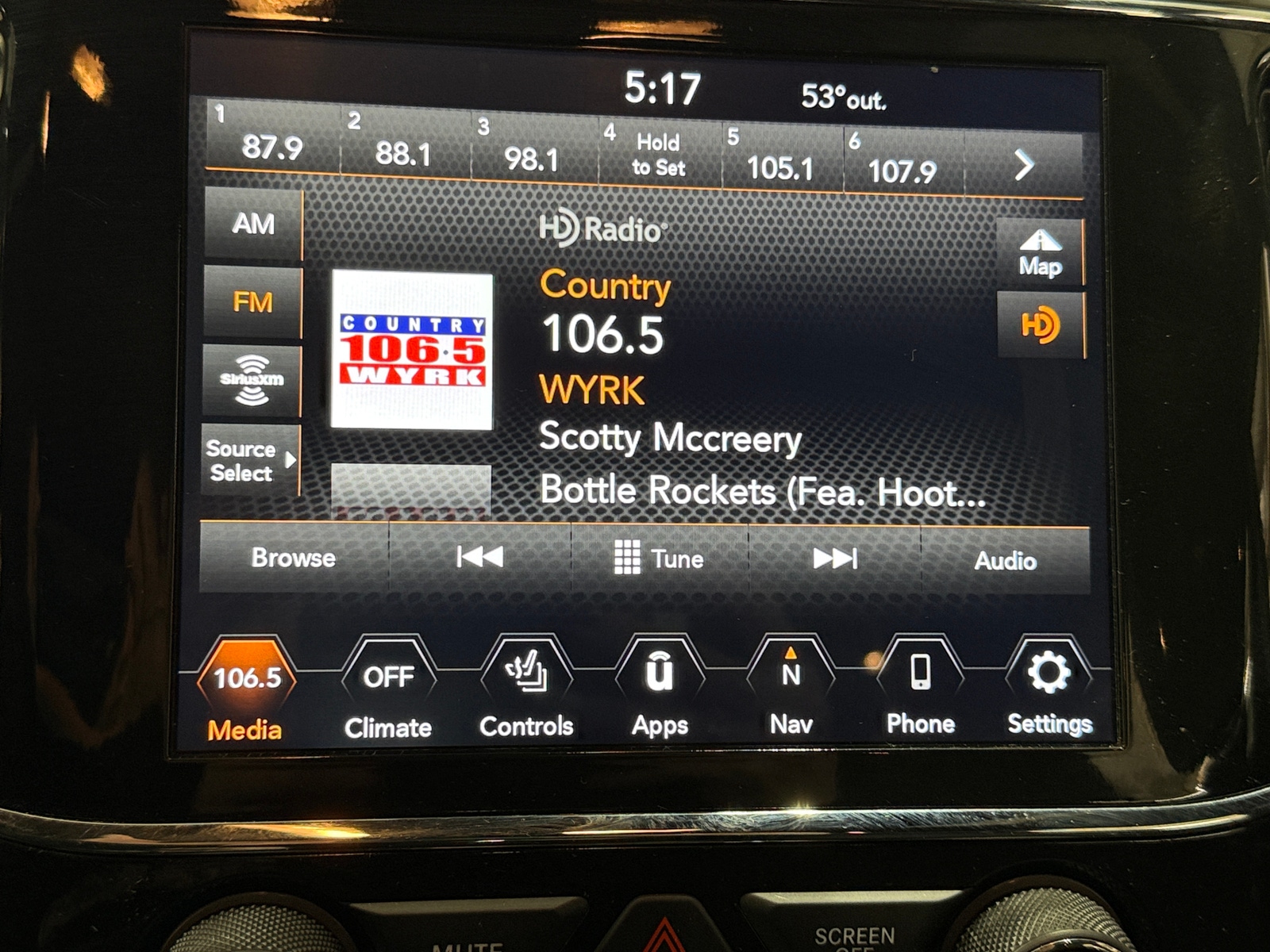 Thumbnail: 2021 Jeep Grand Cherokee - 3