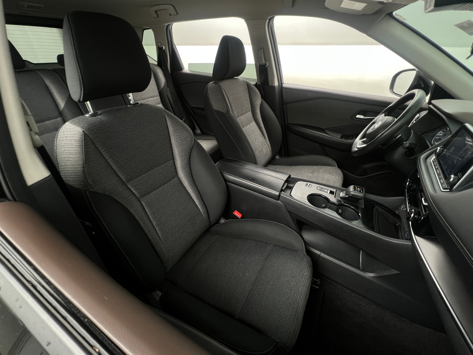 Thumbnail: 2022 Nissan Rogue - 2