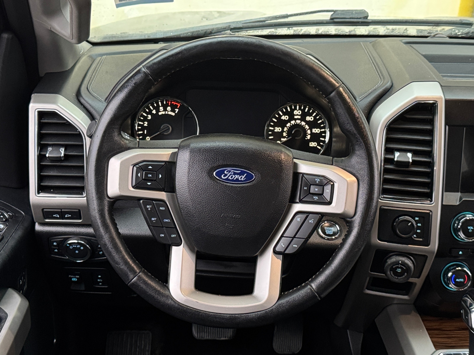 Thumbnail: 2018 Ford Econoline - 5