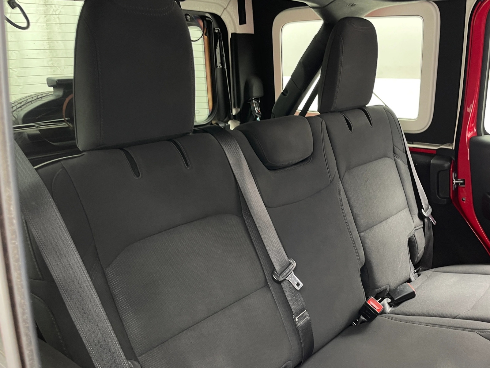 Thumbnail: 2022 Jeep Wrangler - 6