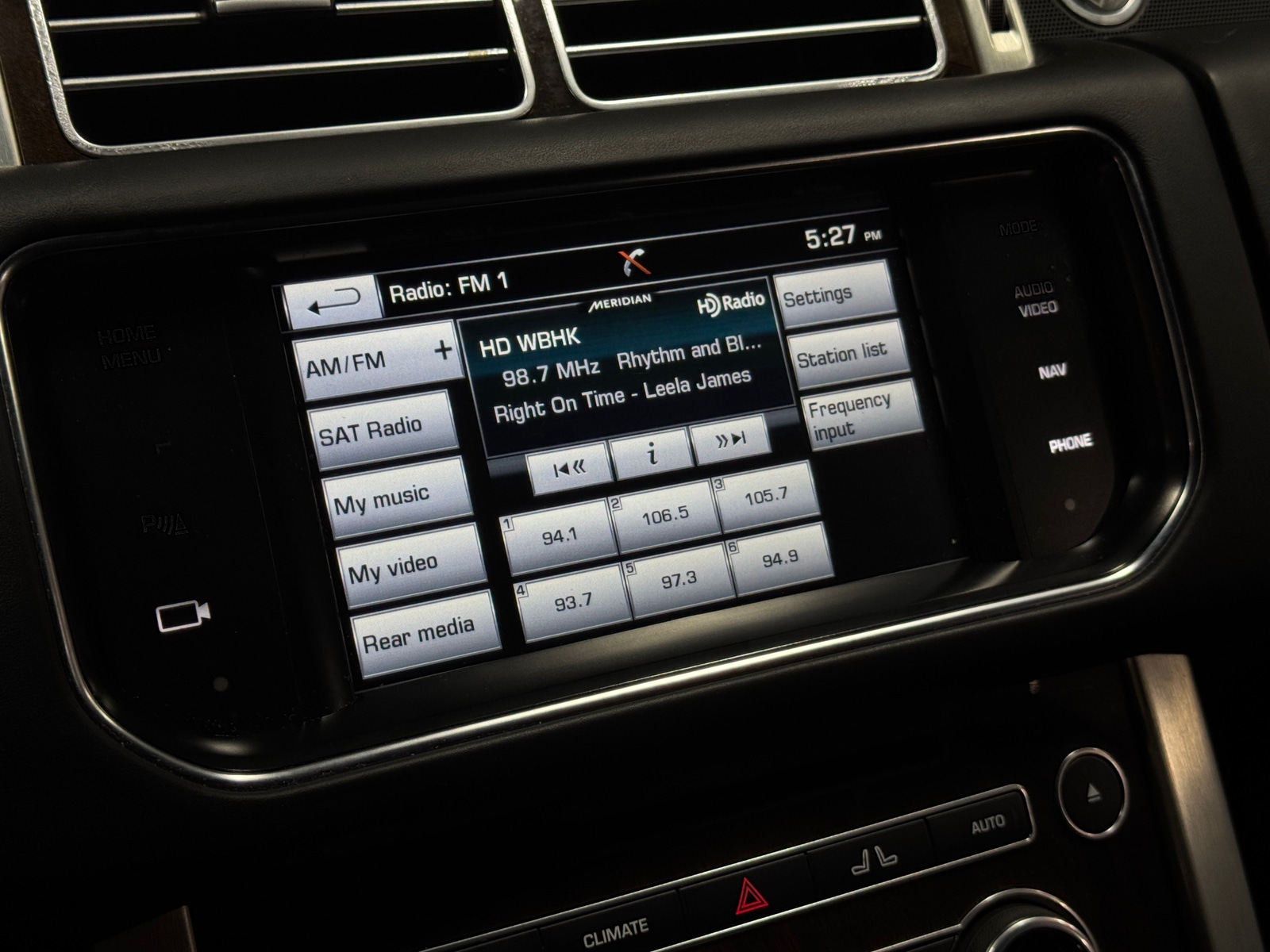 Thumbnail: 2015 Land Rover Range Rover - 3