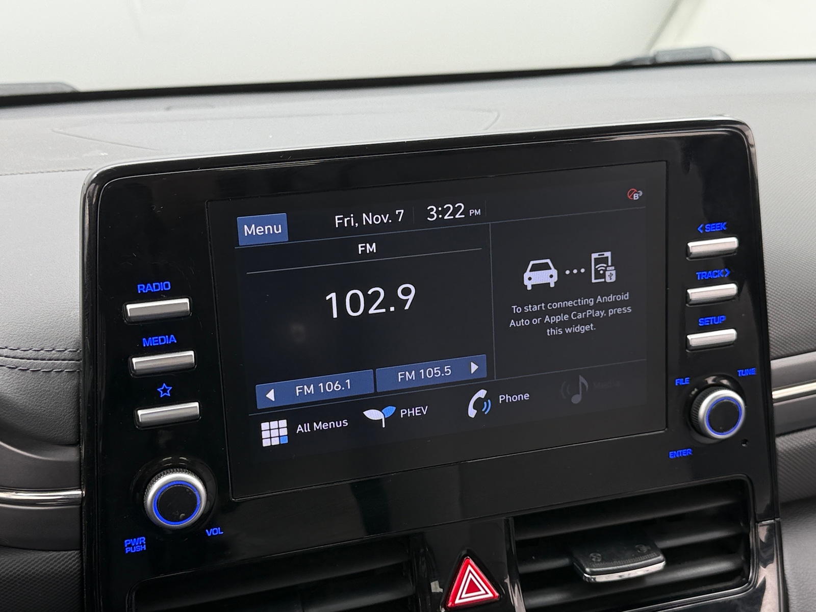 Thumbnail: 2022 Hyundai Ioniq - 4