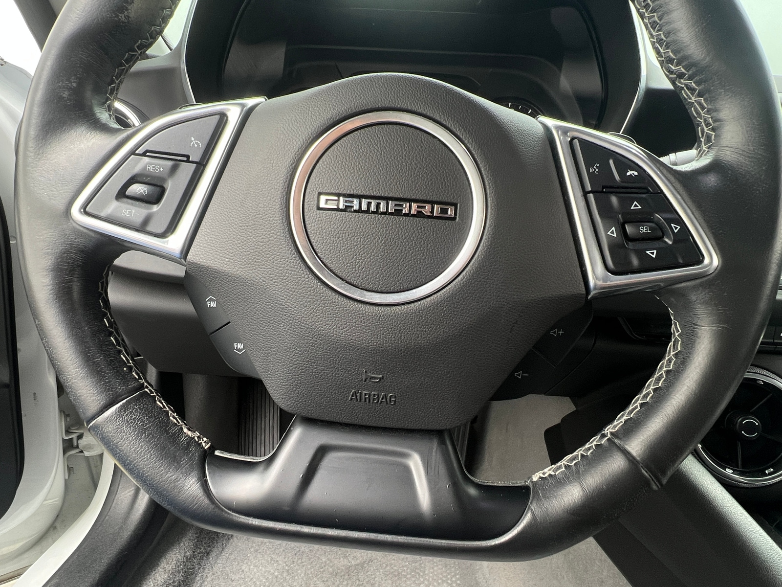 Thumbnail: 2022 Chevrolet Camaro - 4