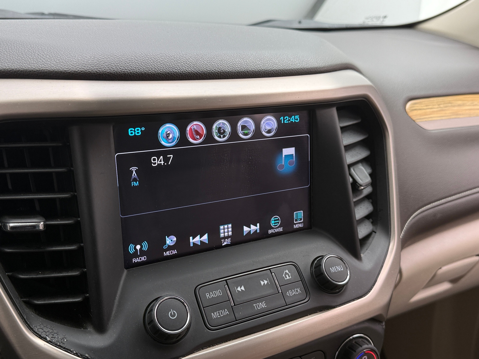 Thumbnail: 2017 GMC Acadia - 3