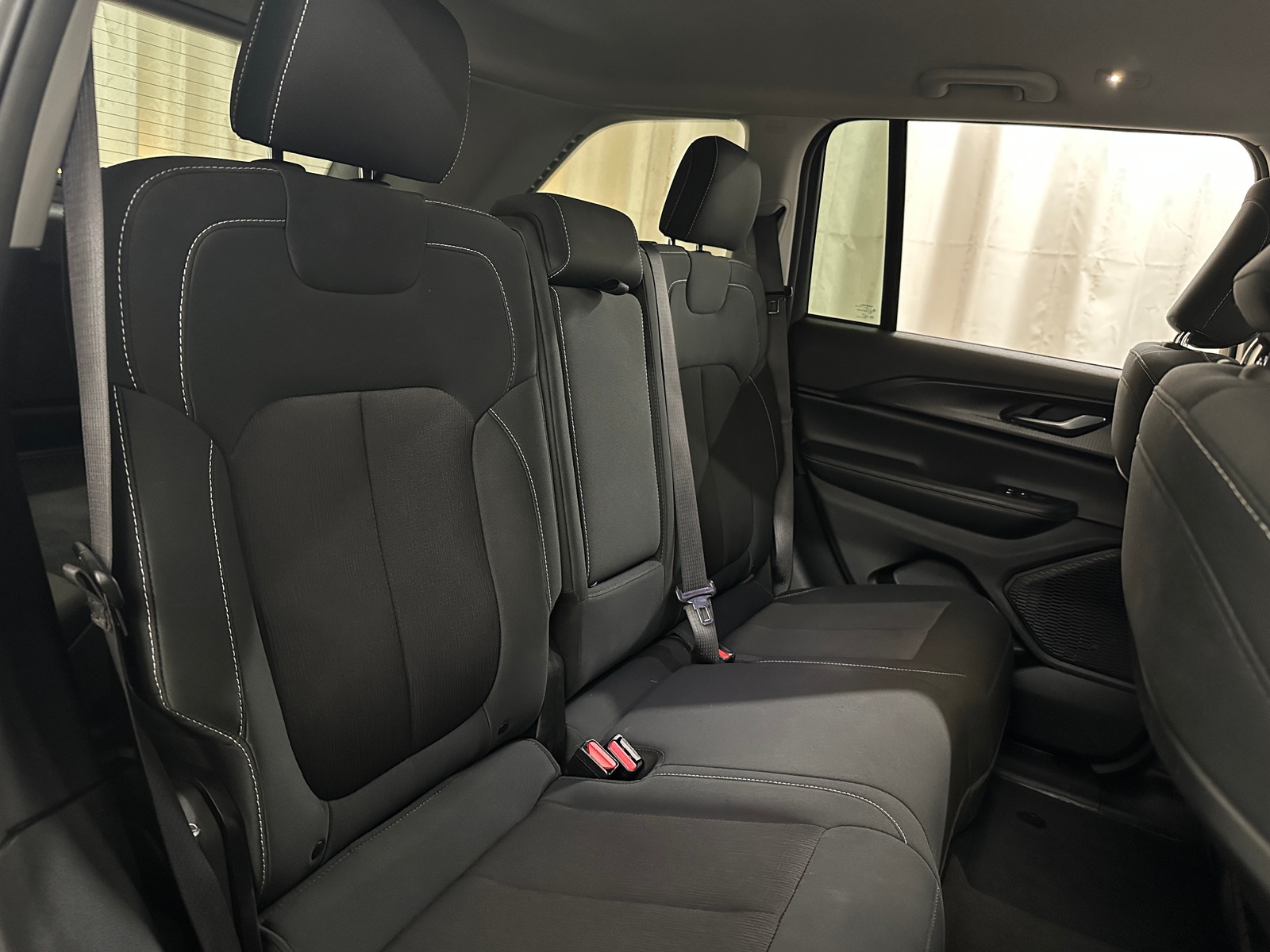 Thumbnail: 2023 Jeep Grand Cherokee - 6