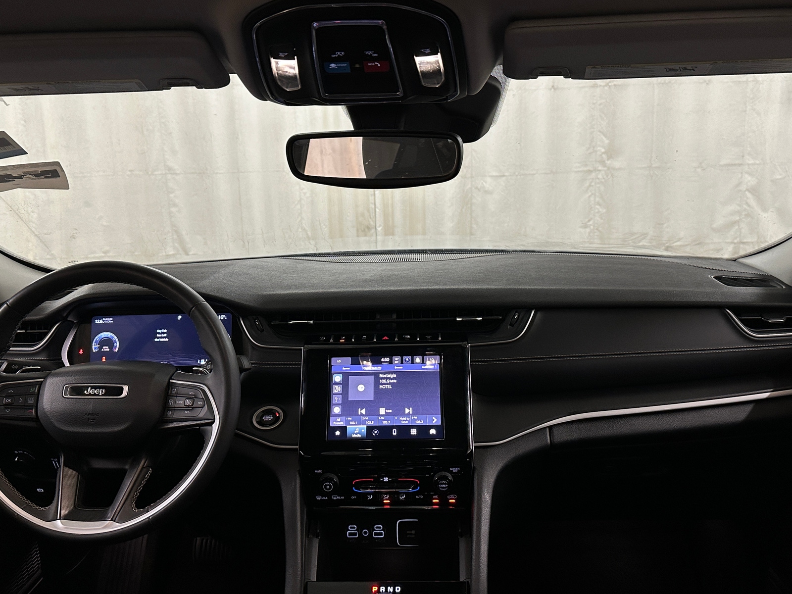 Thumbnail: 2023 Jeep Grand Cherokee - 3