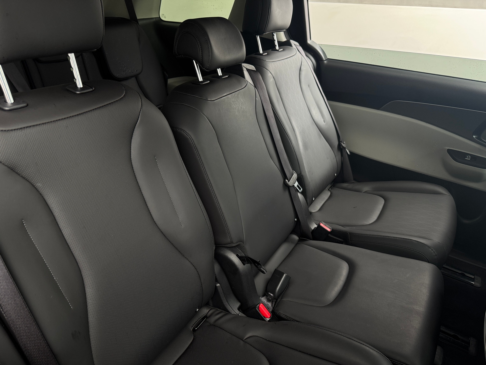 Thumbnail: 2024 Kia Carnival - 5