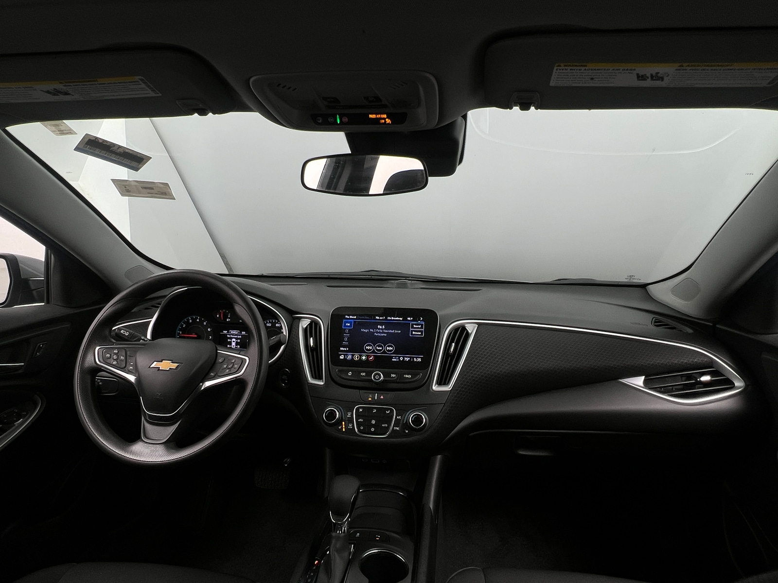 Thumbnail: 2024 Chevrolet Malibu - 3