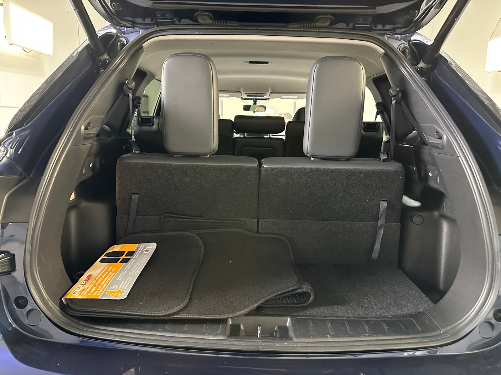 Thumbnail: 2024 Mitsubishi Outlander - 6