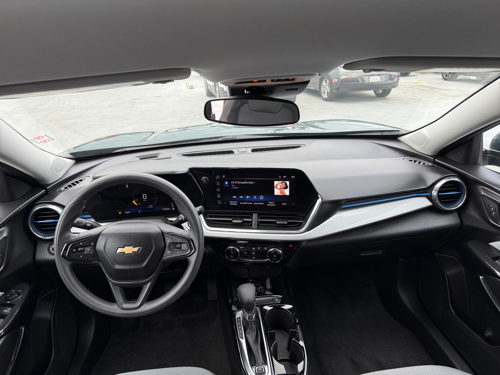 Thumbnail: 2025 Chevrolet Trax - 3