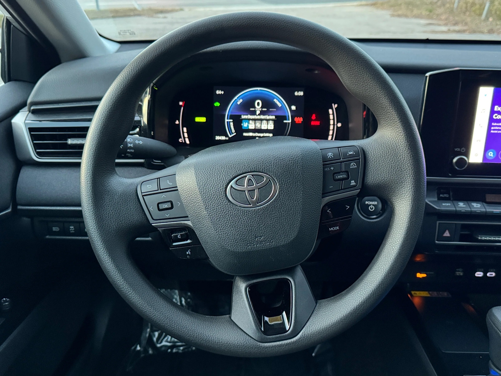 Thumbnail: 2025 Toyota Camry - 4