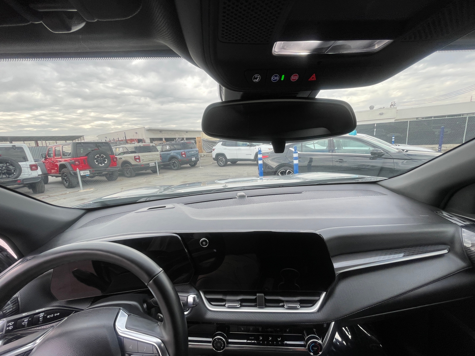 Thumbnail: 2025 Chevrolet Equinox - 3