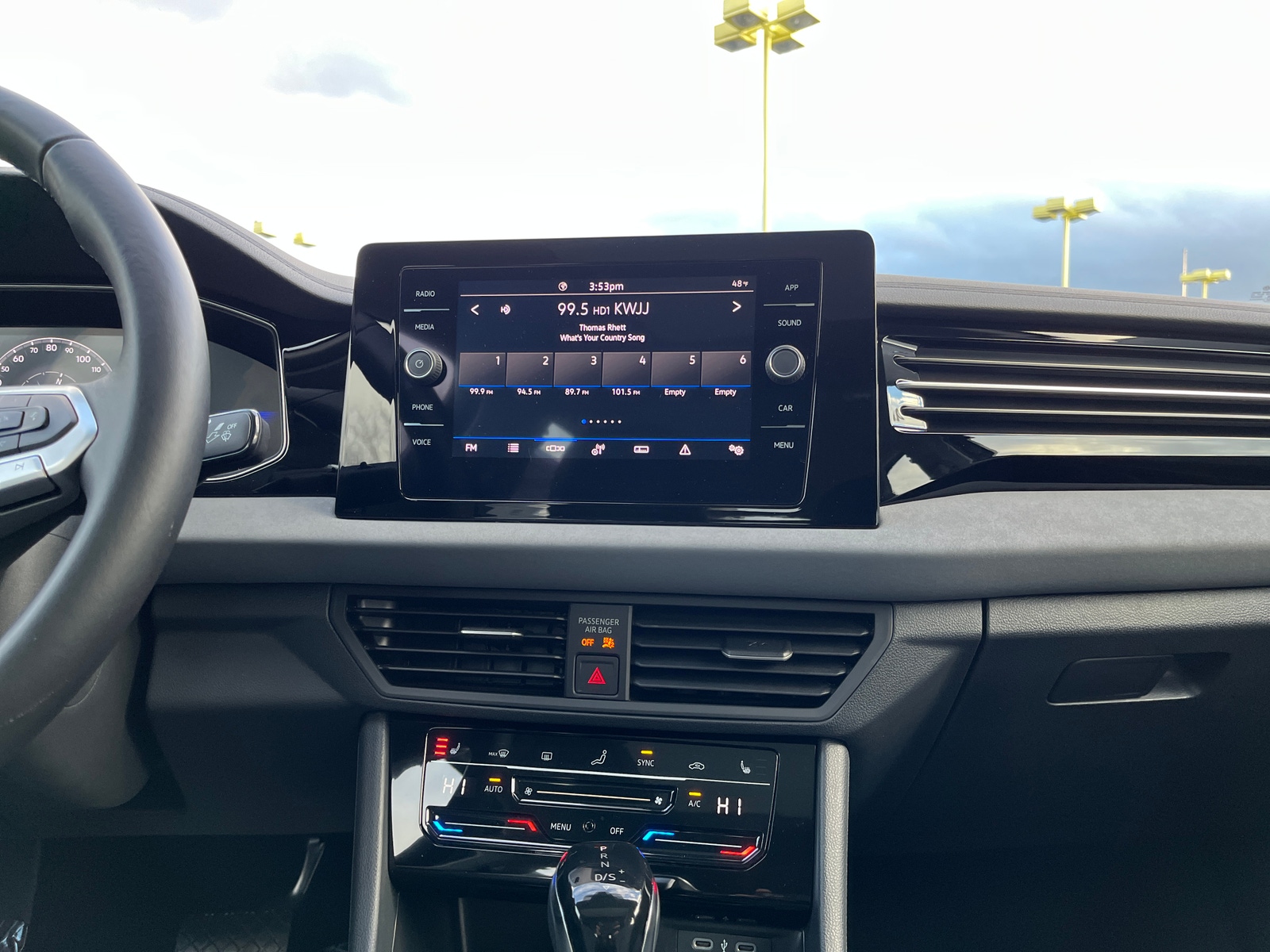 Thumbnail: 2025 Volkswagen Jetta - 4