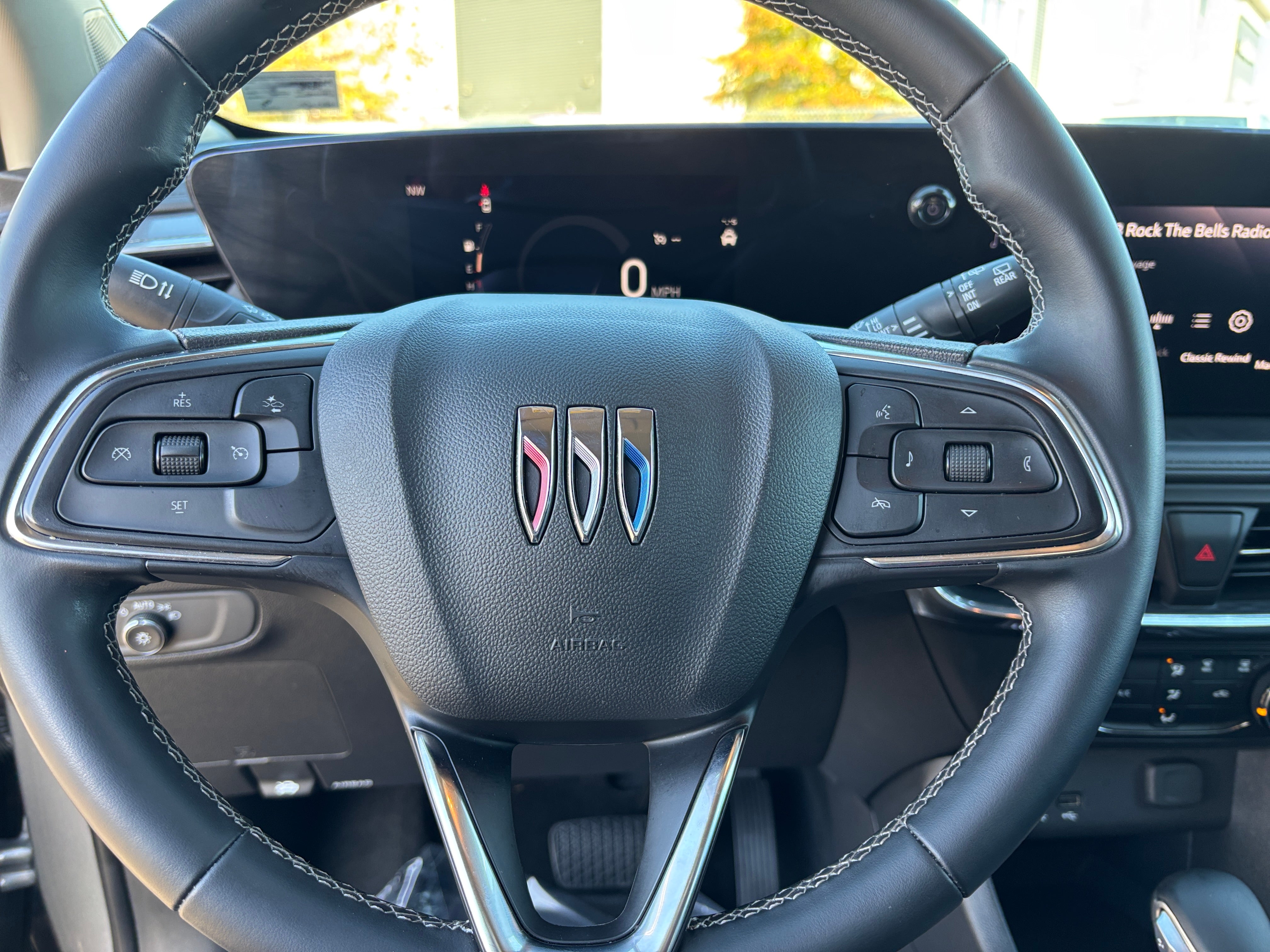 Thumbnail: 2025 Buick Encore GX - 5