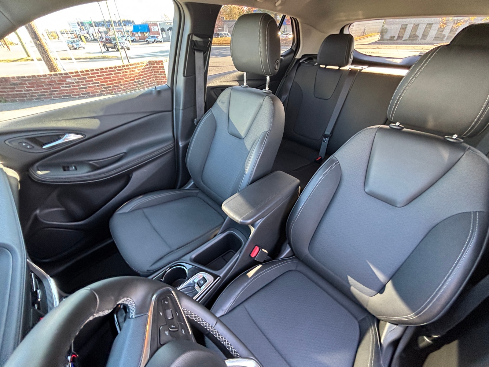 Thumbnail: 2025 Buick Encore GX - 2