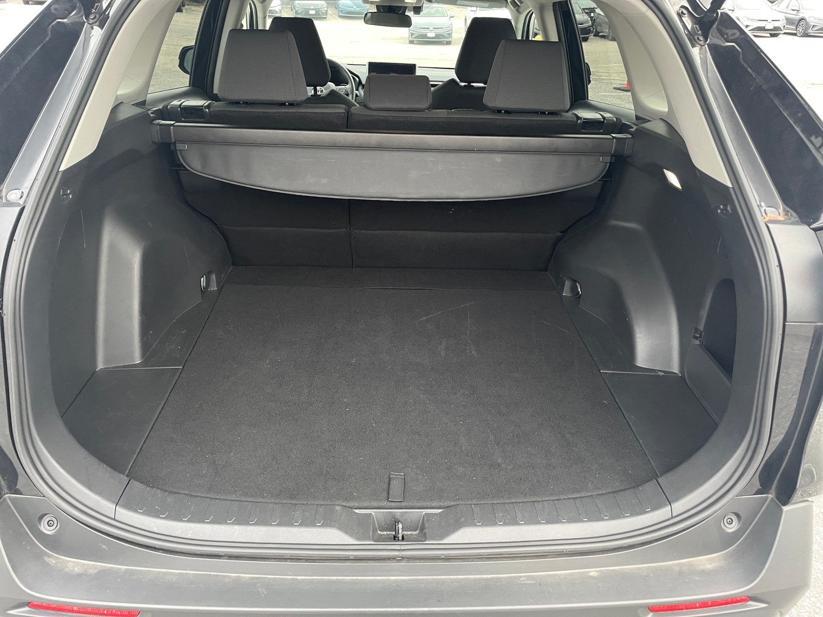 Thumbnail: 2025 Toyota RAV4 - 6