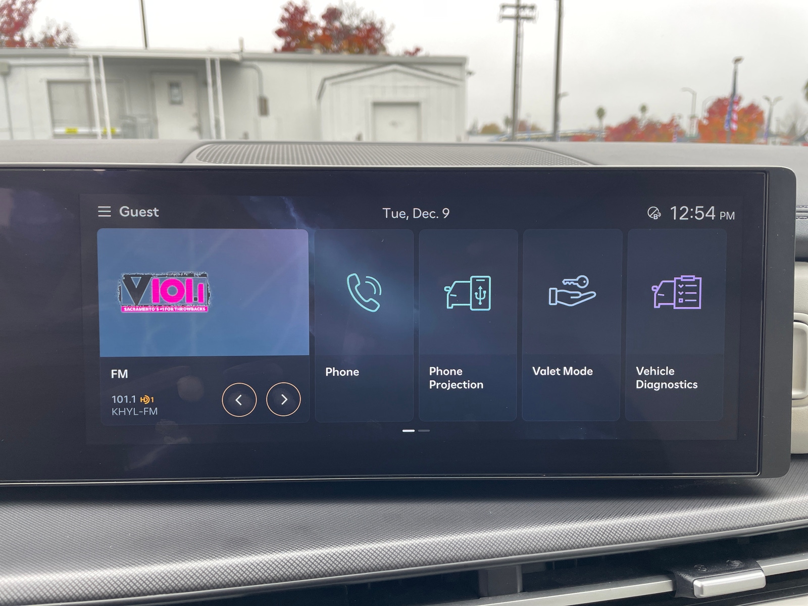 Thumbnail: 2025 Hyundai Santa Fe - 4