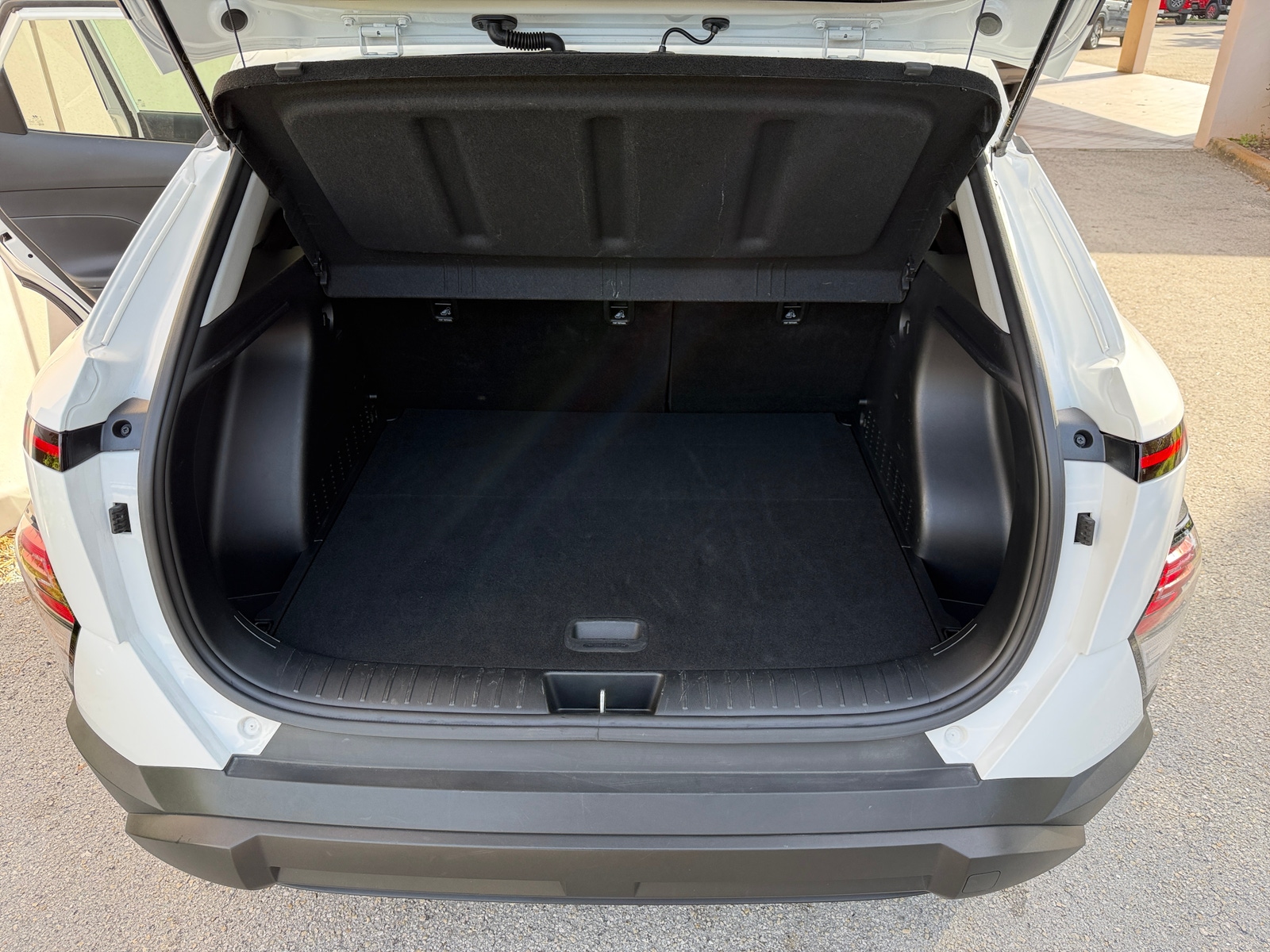 Thumbnail: 2025 Hyundai Kona - 4