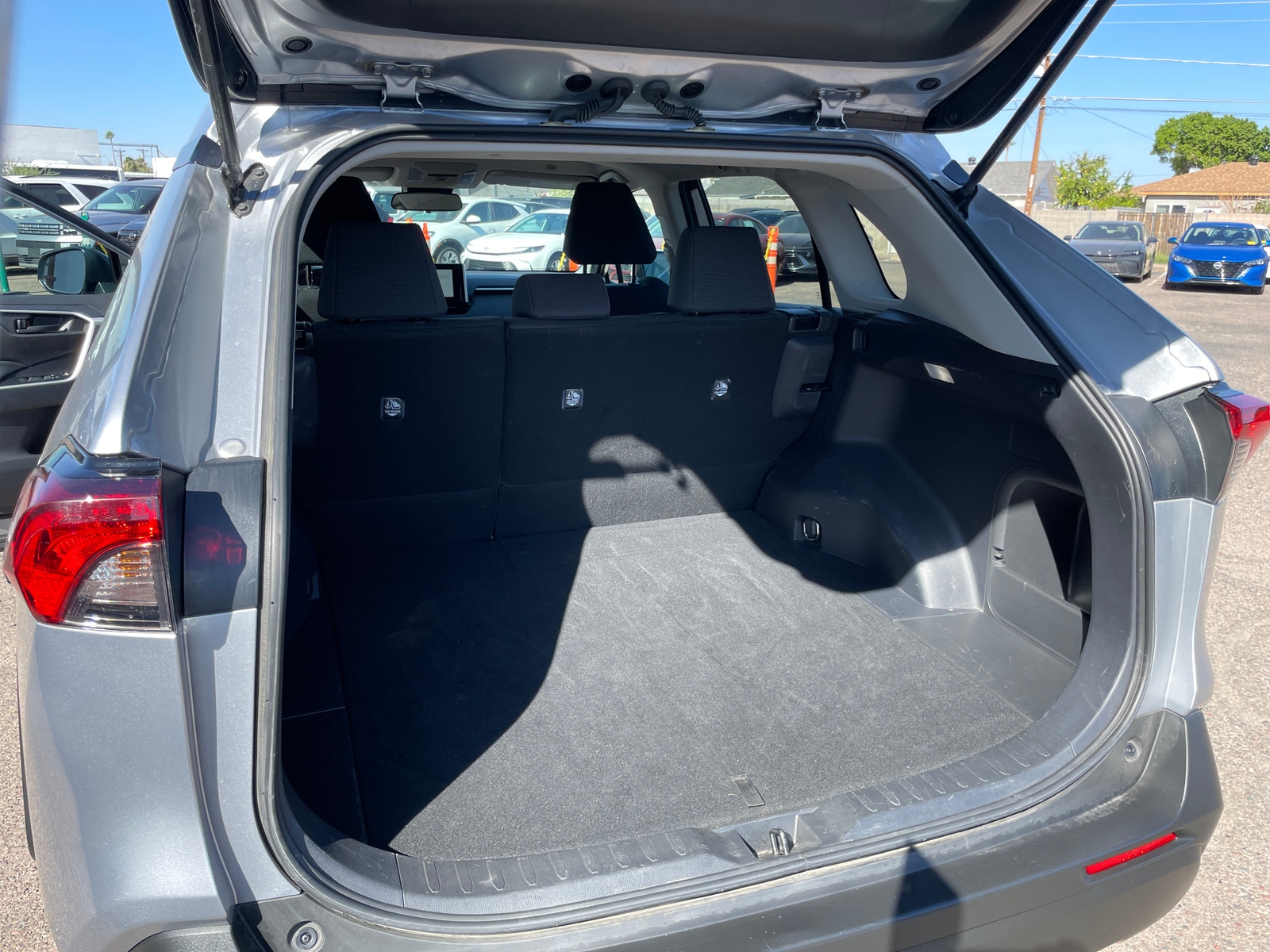 Thumbnail: 2025 Toyota RAV4 - 6