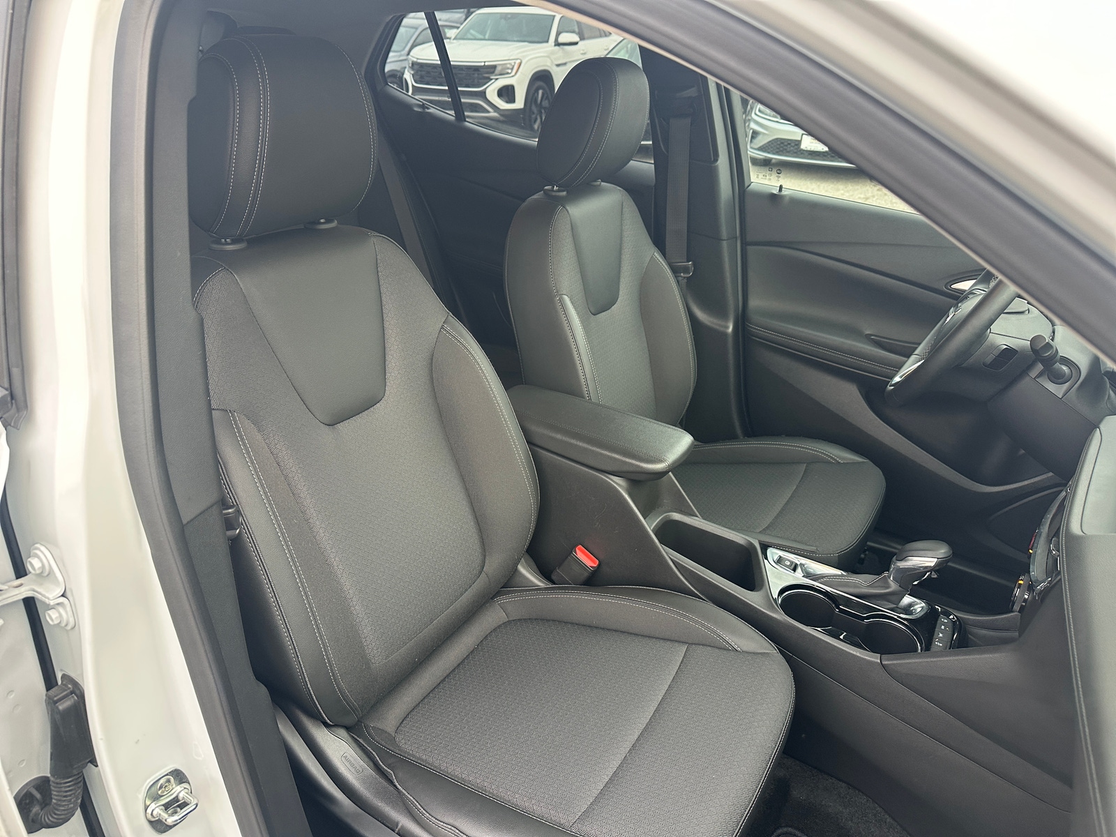 Thumbnail: 2025 Buick Encore GX - 2