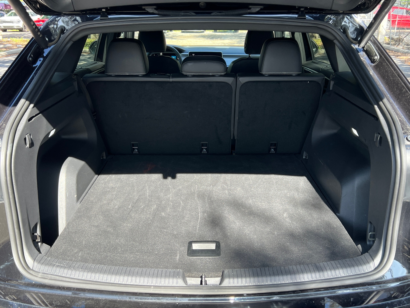 Thumbnail: 2025 Volkswagen Atlas - 4