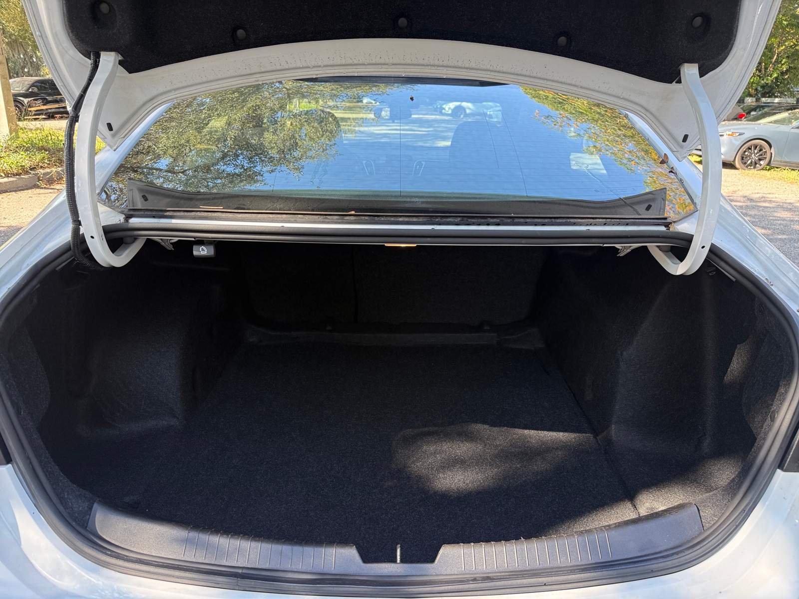 Thumbnail: 2024 Chevrolet Malibu - 4