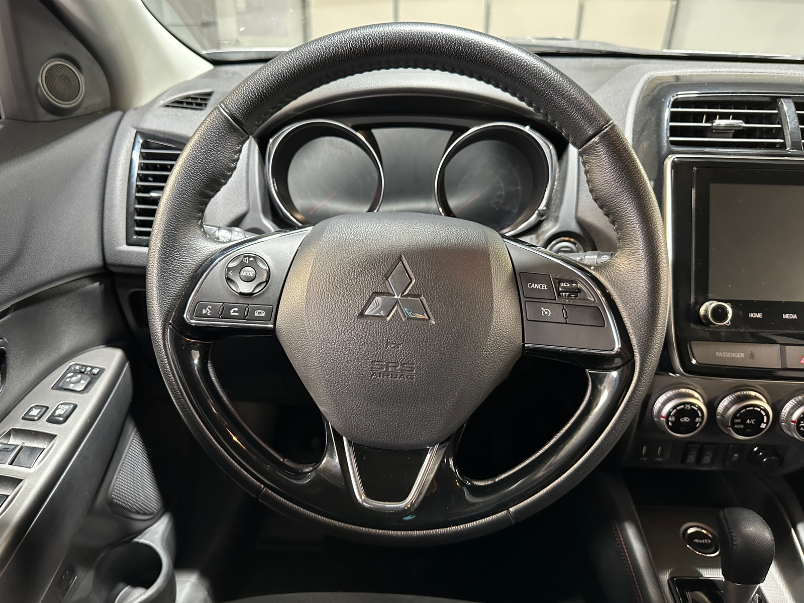 Thumbnail: 2024 Mitsubishi Outlander Sport - 4