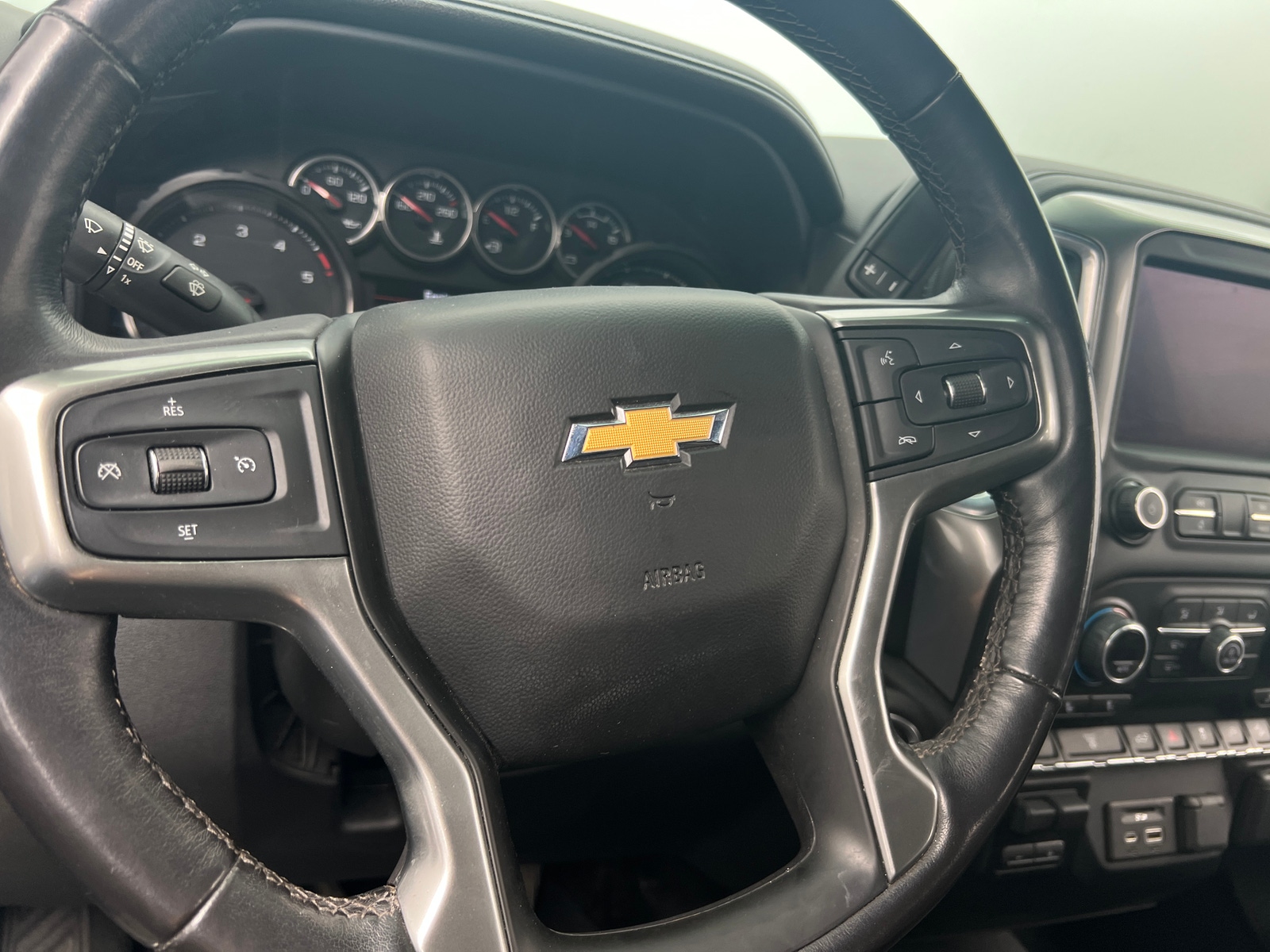 Thumbnail: 2022 Chevrolet Silverado 2500 - 4