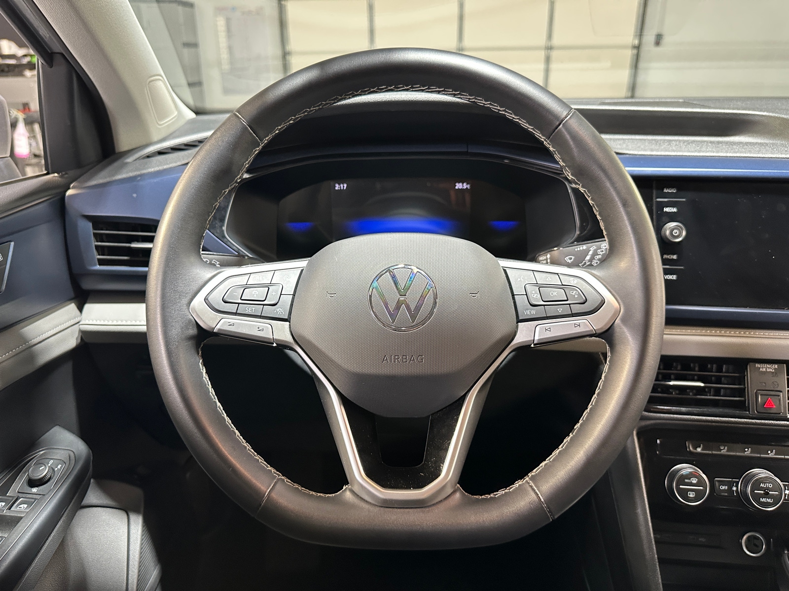 Thumbnail: 2024 Volkswagen Taos - 4