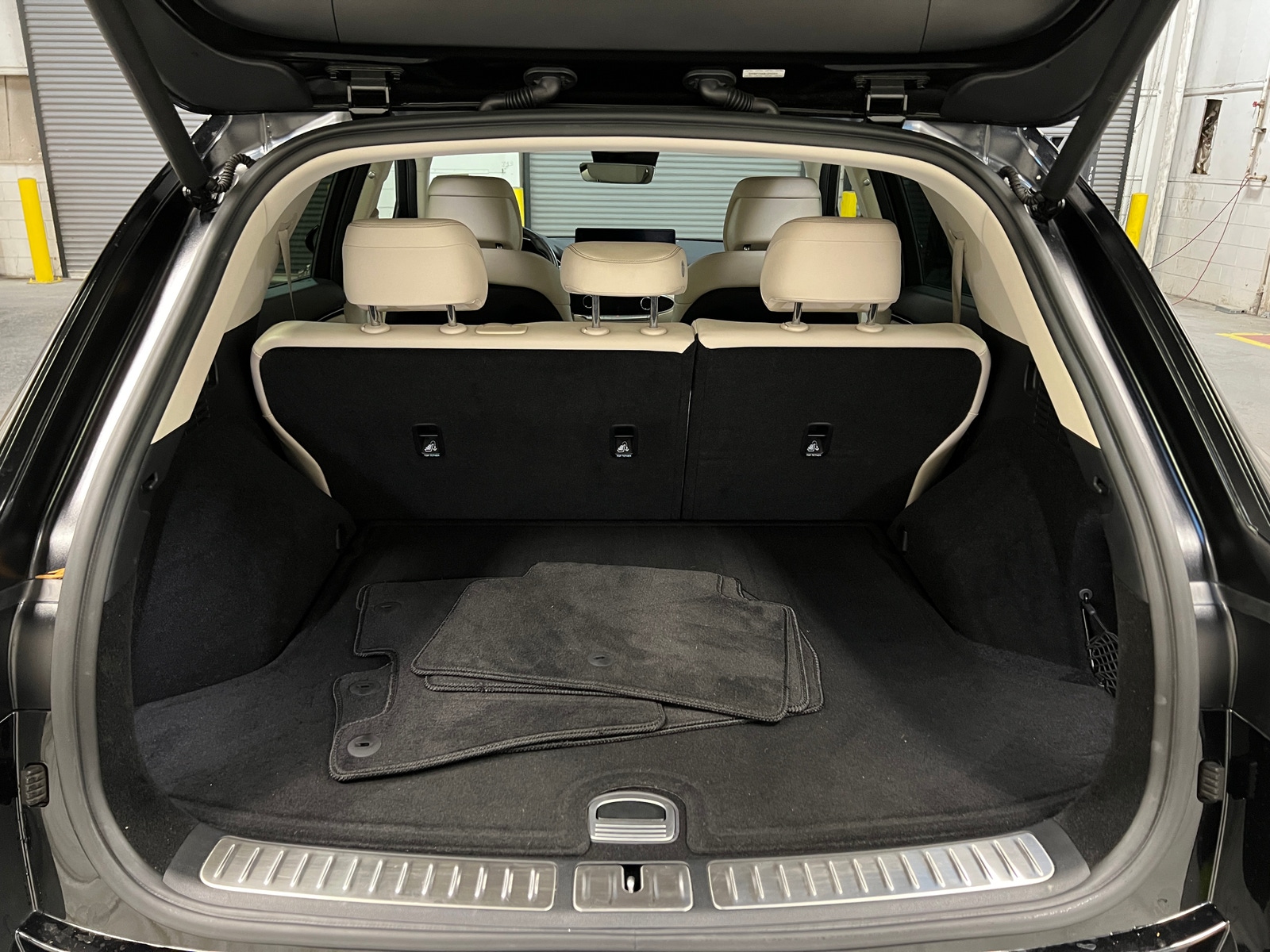 Thumbnail: 2023 Genesis GV70 - 6