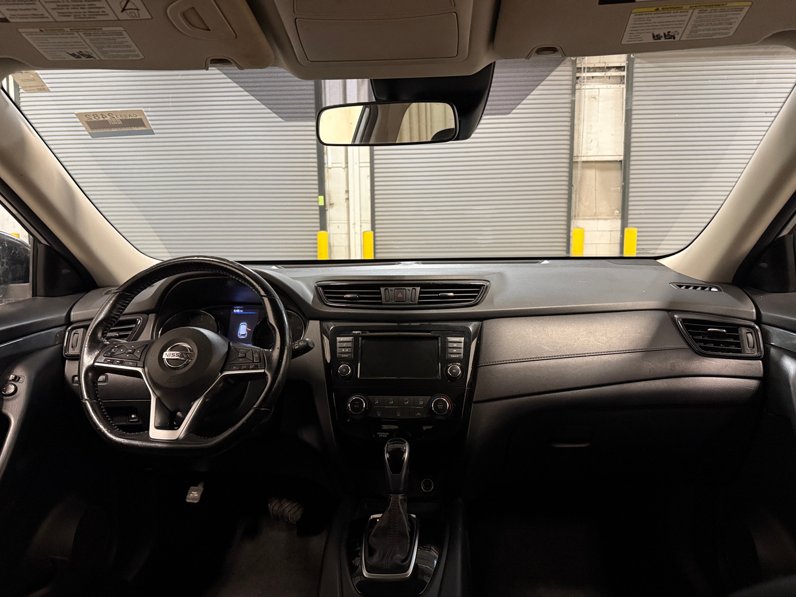 Thumbnail: 2020 Nissan Rogue - 3