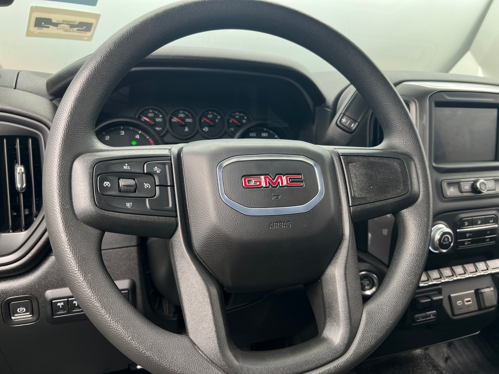 Thumbnail: 2024 GMC Sierra 3500 - 5