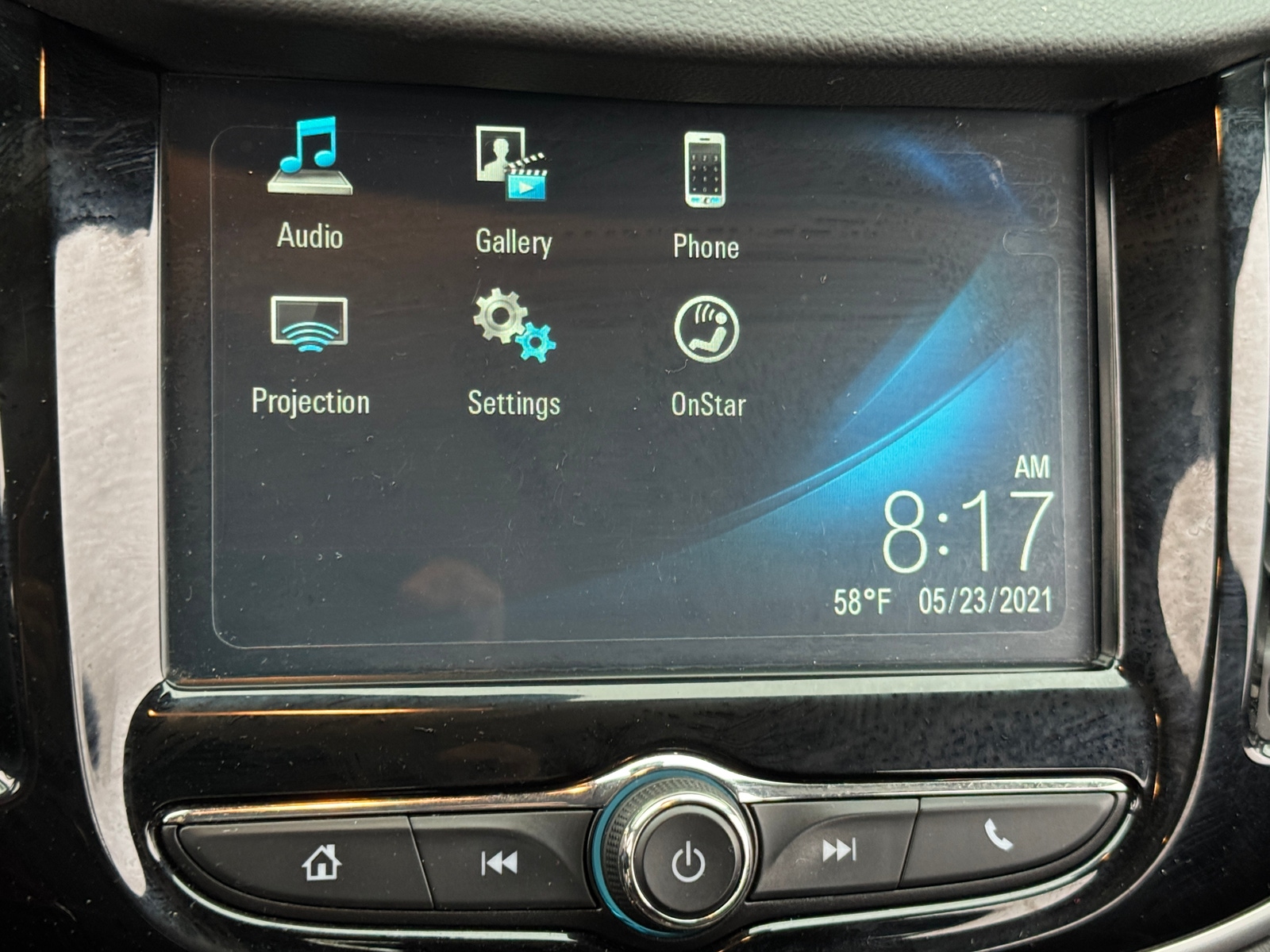 Thumbnail: 2017 Chevrolet Trax - 4