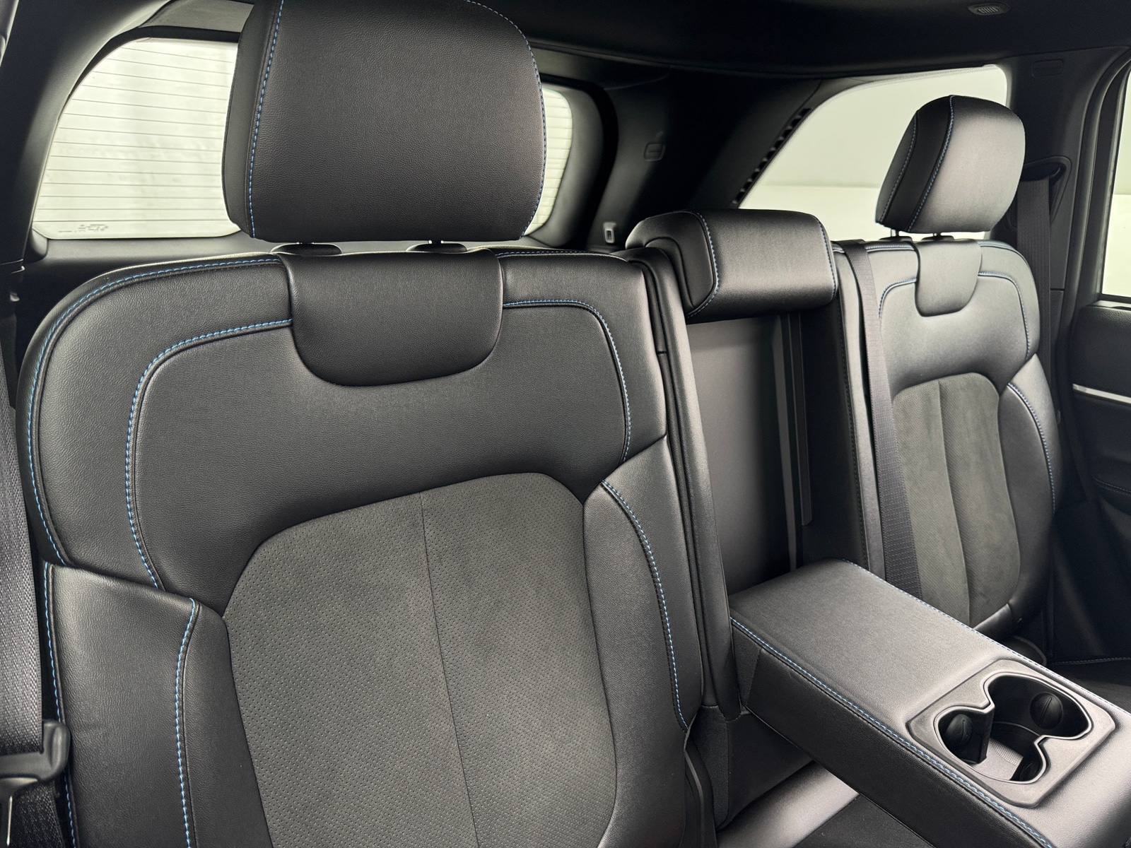 Thumbnail: 2024 Jeep Grand Cherokee - 6