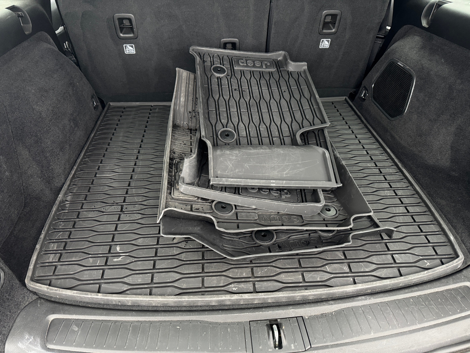 Thumbnail: 2024 Jeep Grand Cherokee - 7