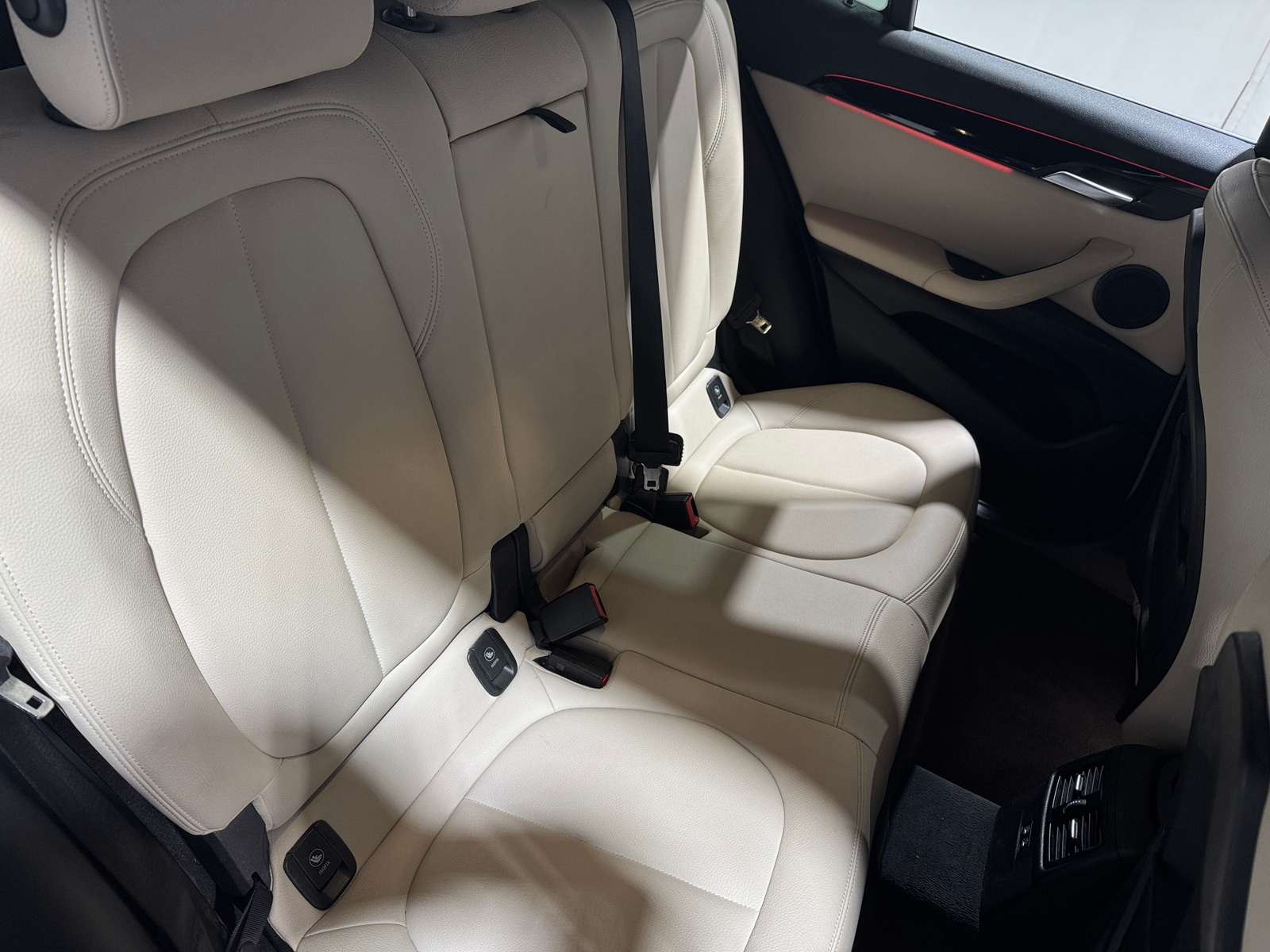 Thumbnail: 2022 BMW X2 - 5