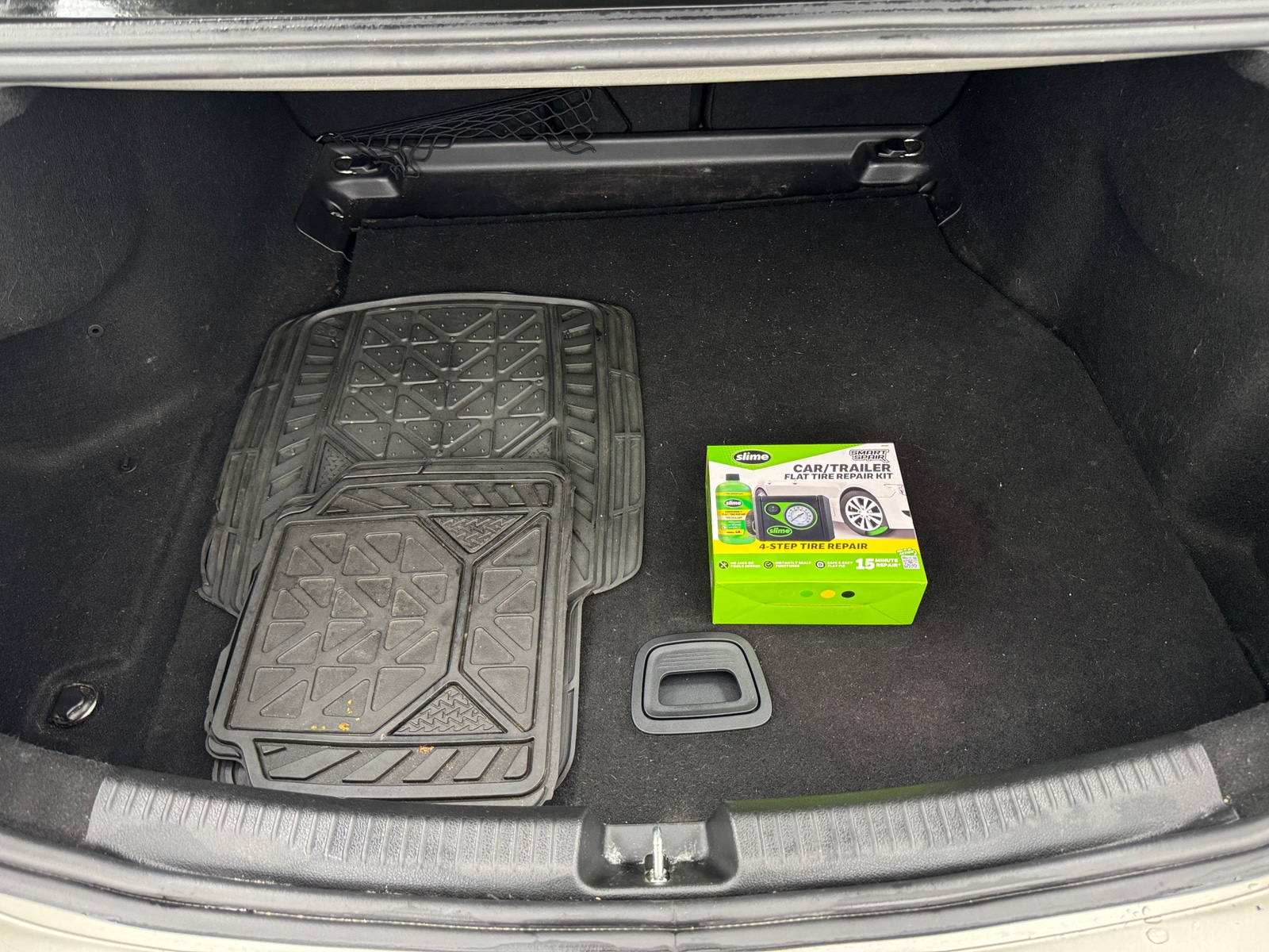 Thumbnail: 2024 Mercedes-Benz C-Class - 6