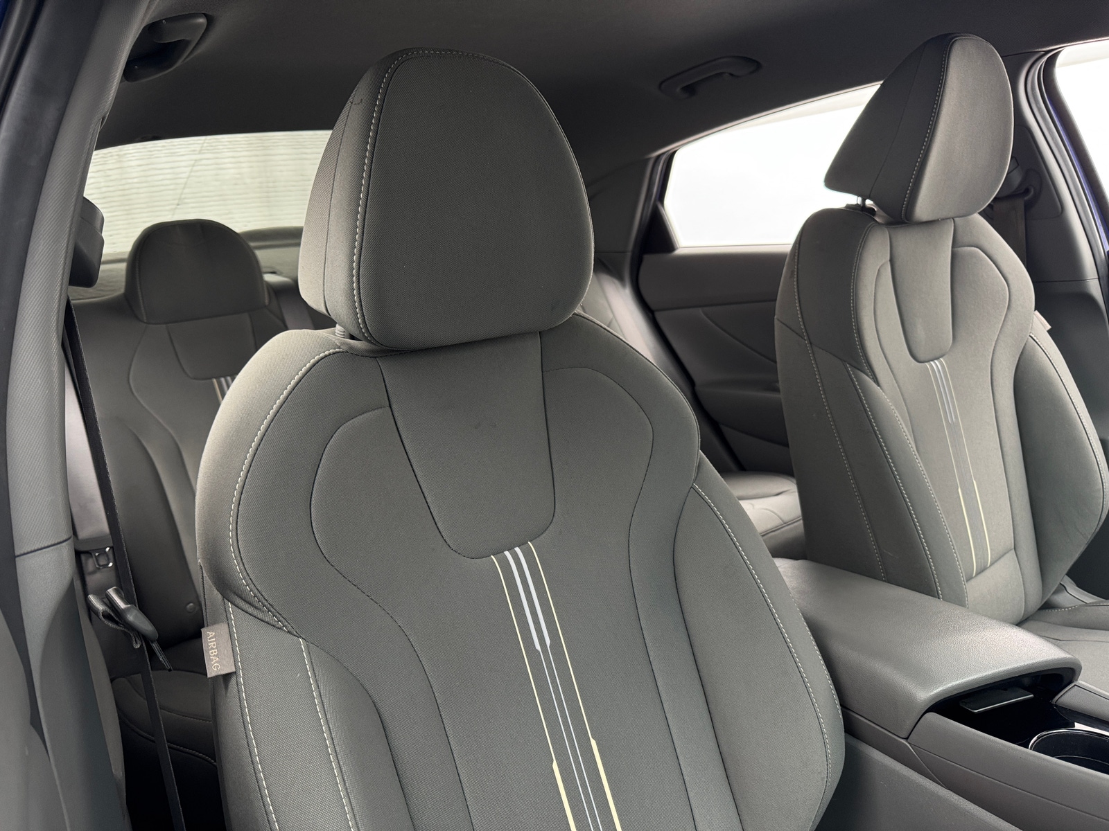 Thumbnail: 2023 Hyundai Elantra - 2