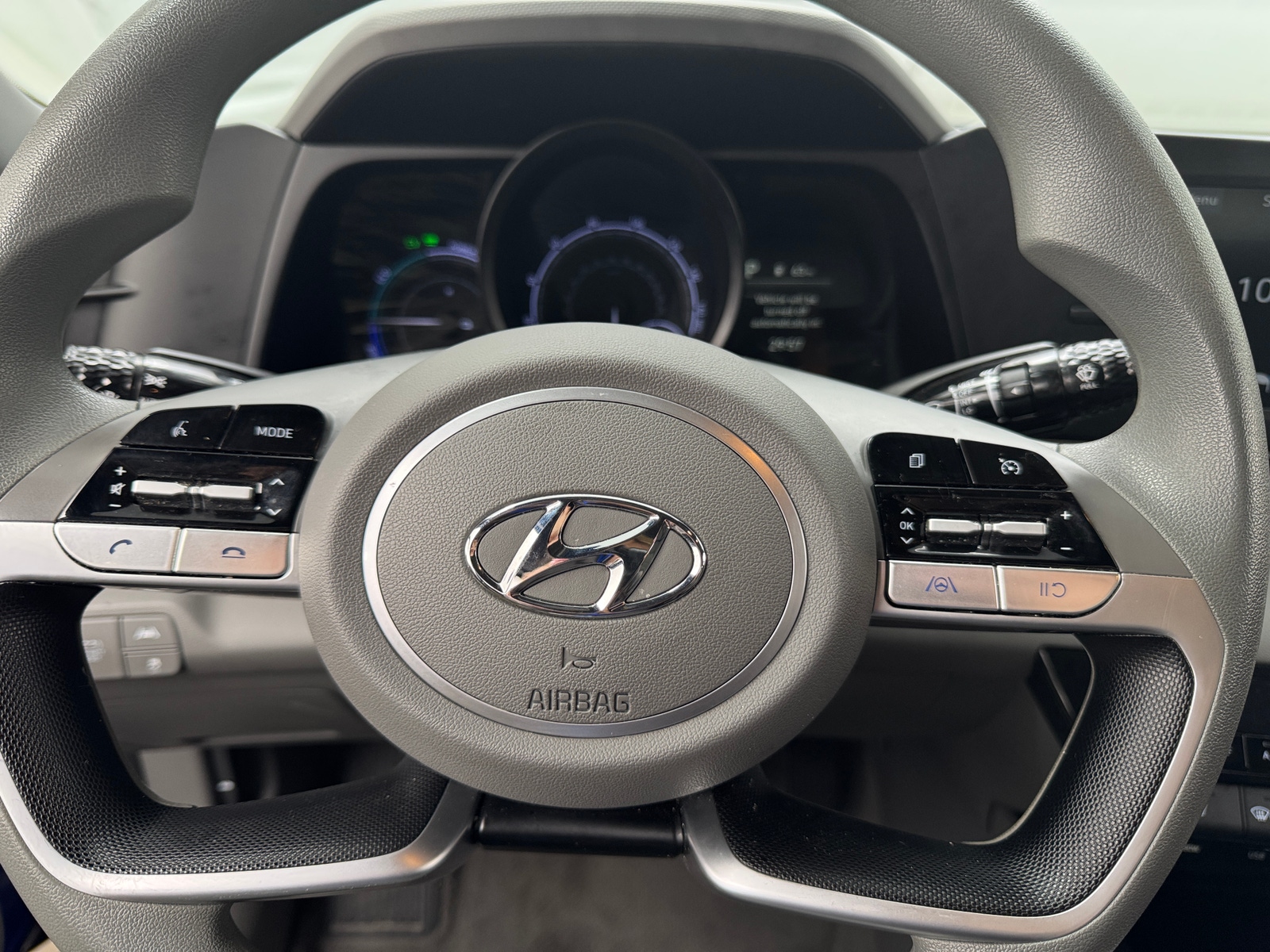 Thumbnail: 2023 Hyundai Elantra - 5
