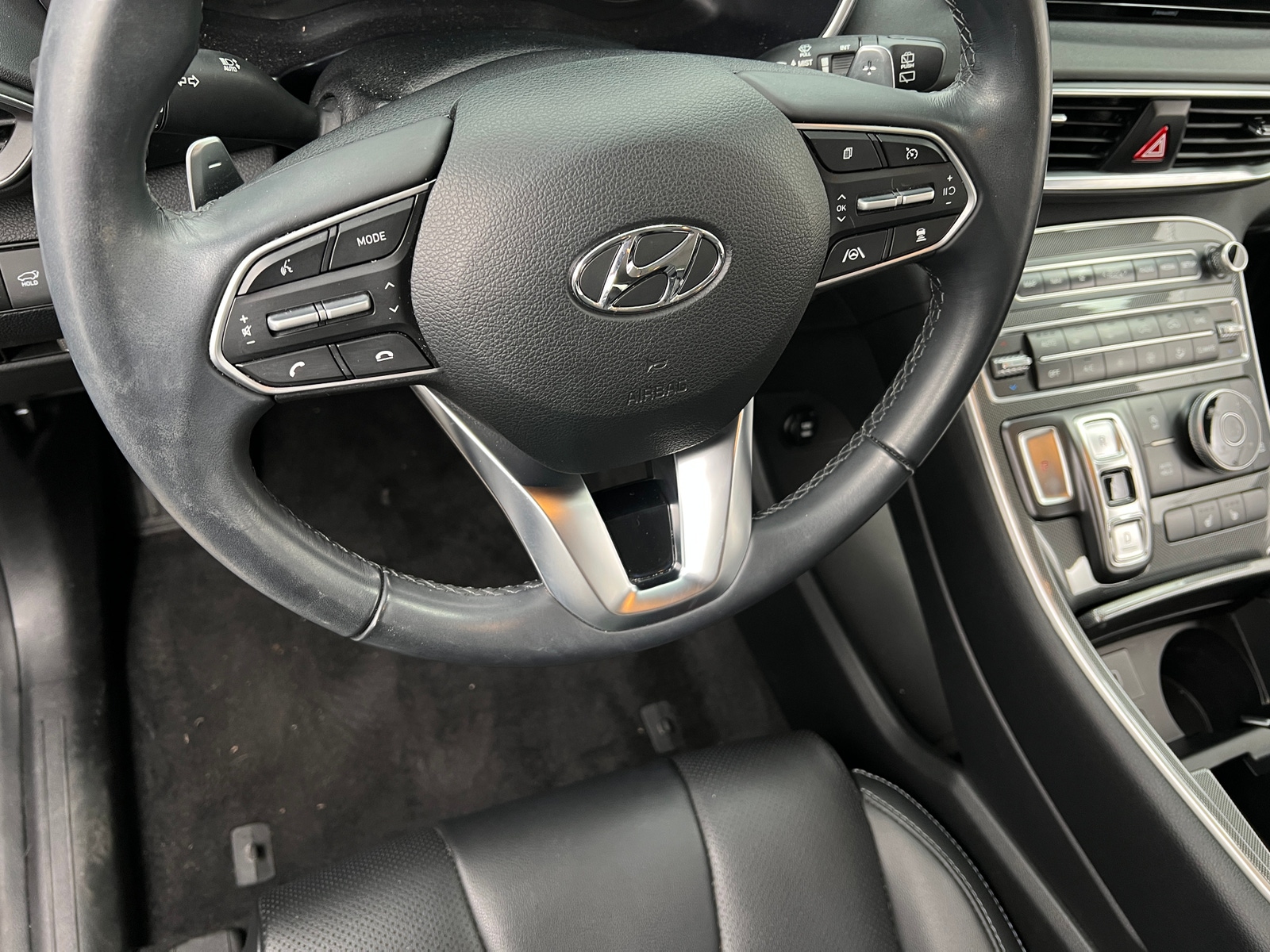 Thumbnail: 2023 Hyundai Santa Fe - 4