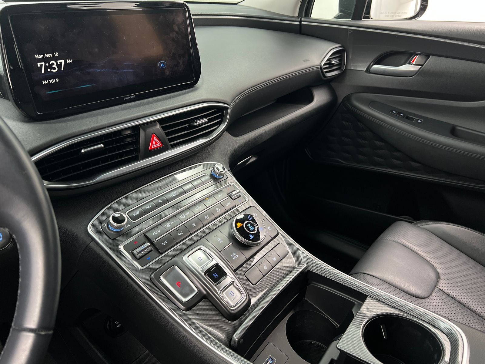 Thumbnail: 2023 Hyundai Santa Fe - 3