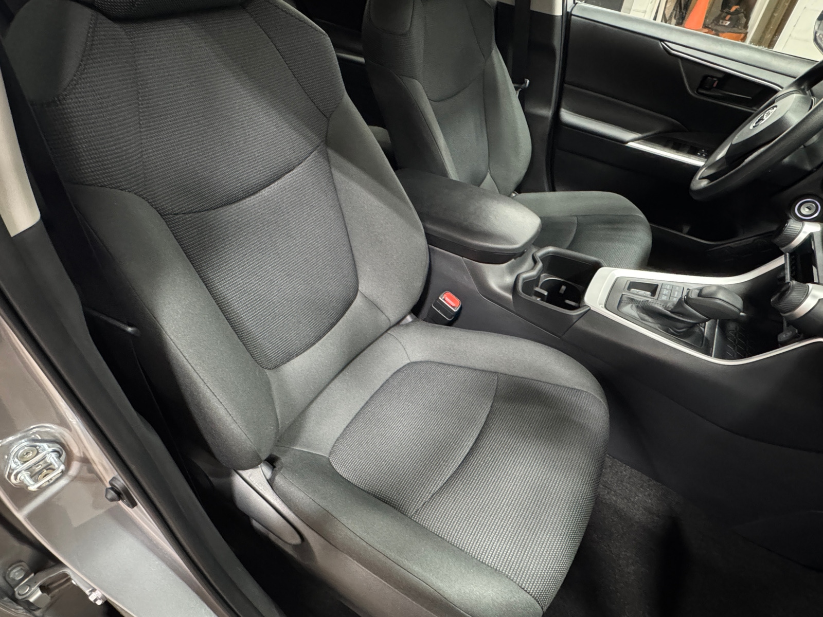 Thumbnail: 2025 Toyota RAV4 - 2